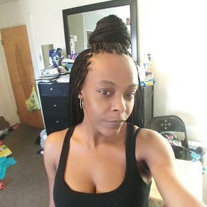 Meet your Posher, Sharnell